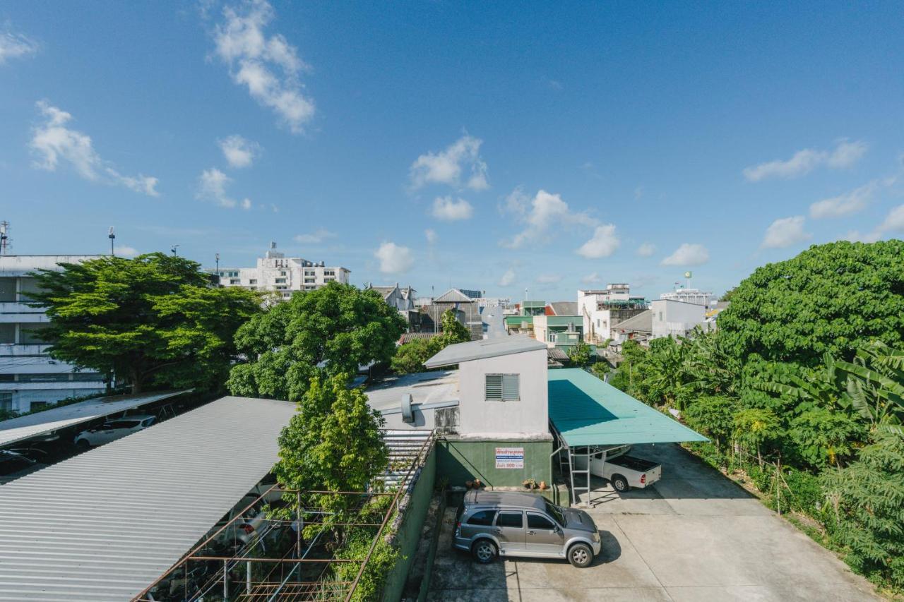 Baan Sutra Guesthouse Phuket Zewnętrze zdjęcie