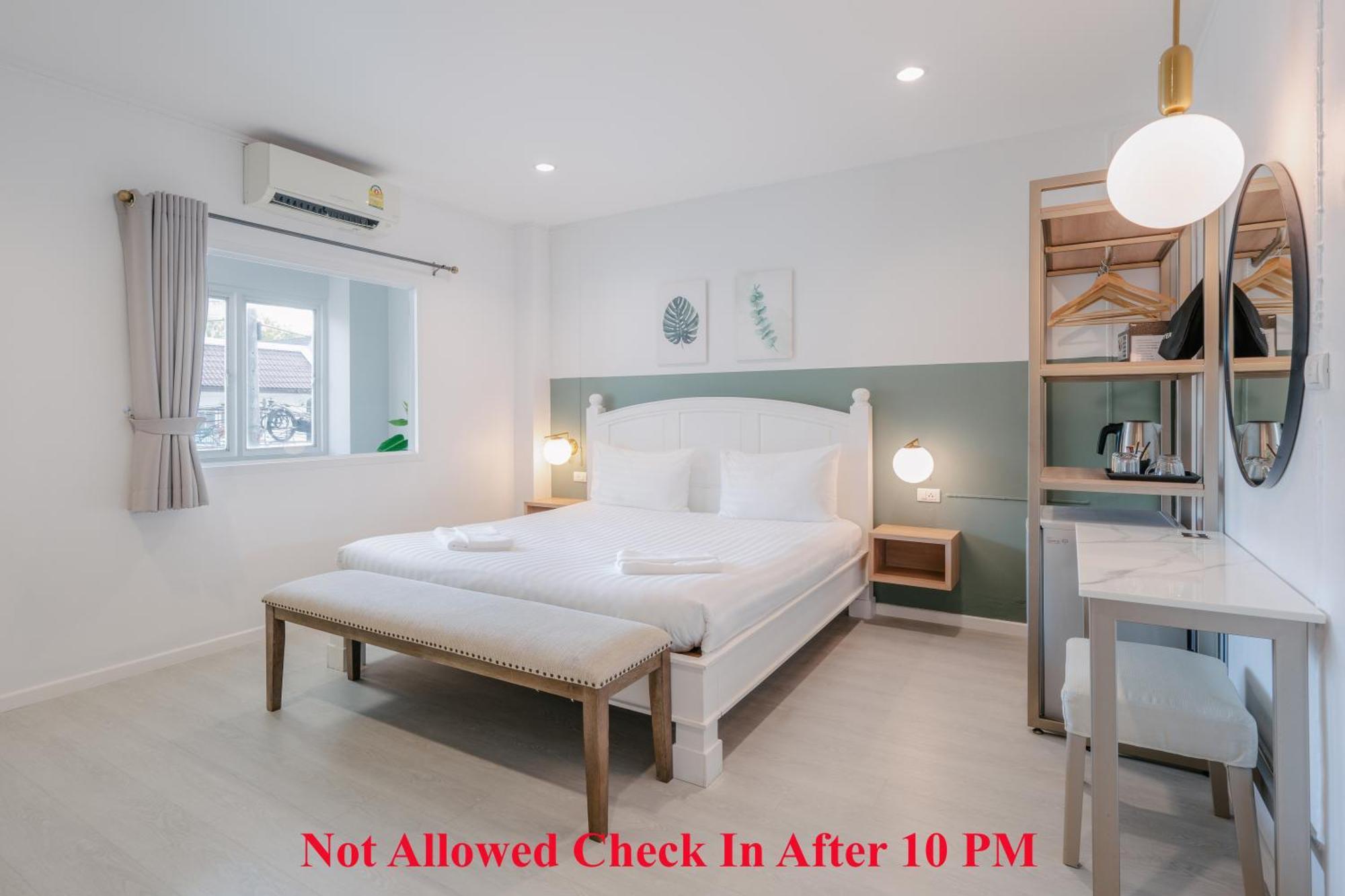 Baan Sutra Guesthouse Phuket Zewnętrze zdjęcie