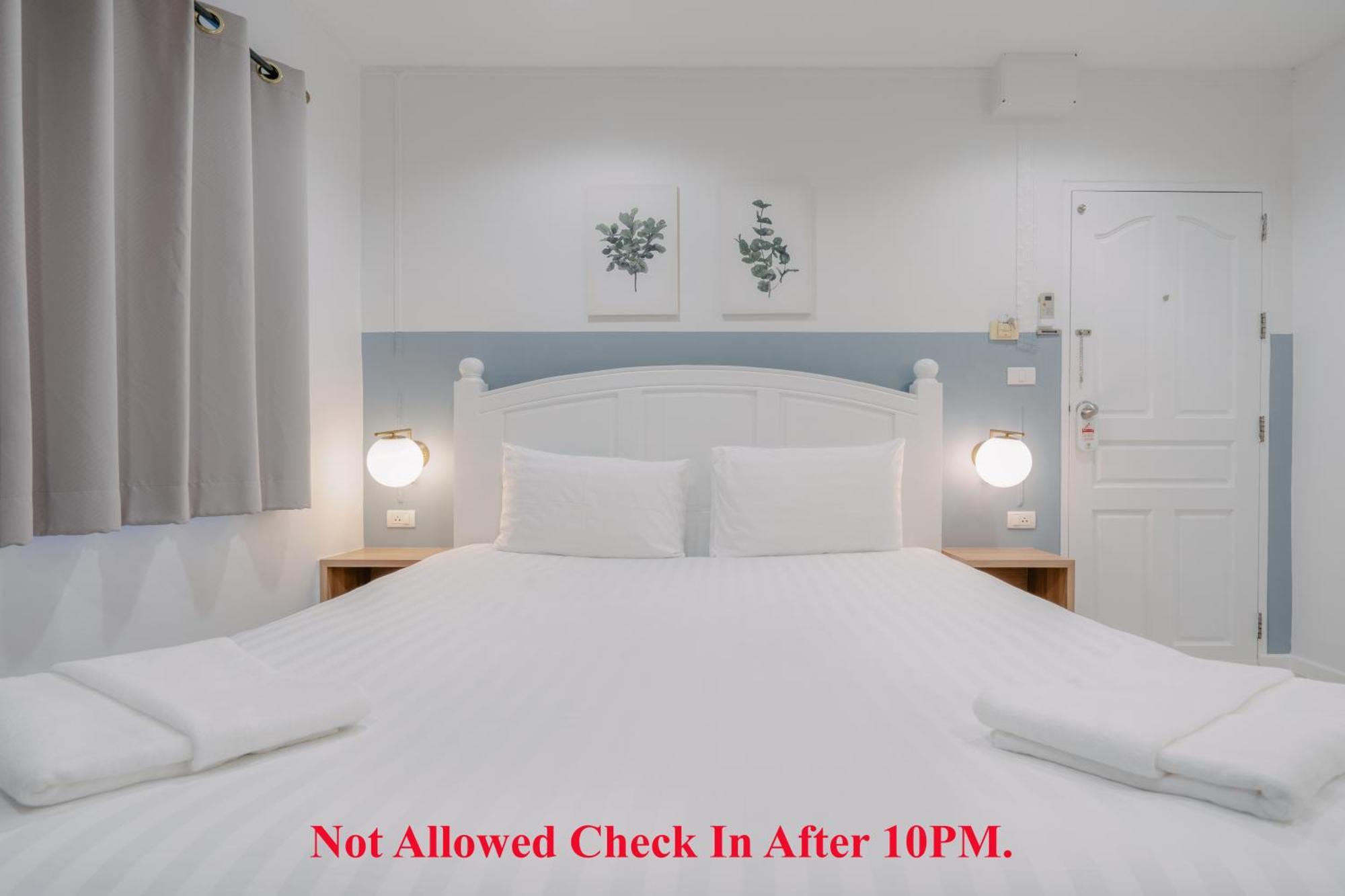 Baan Sutra Guesthouse Phuket Zewnętrze zdjęcie